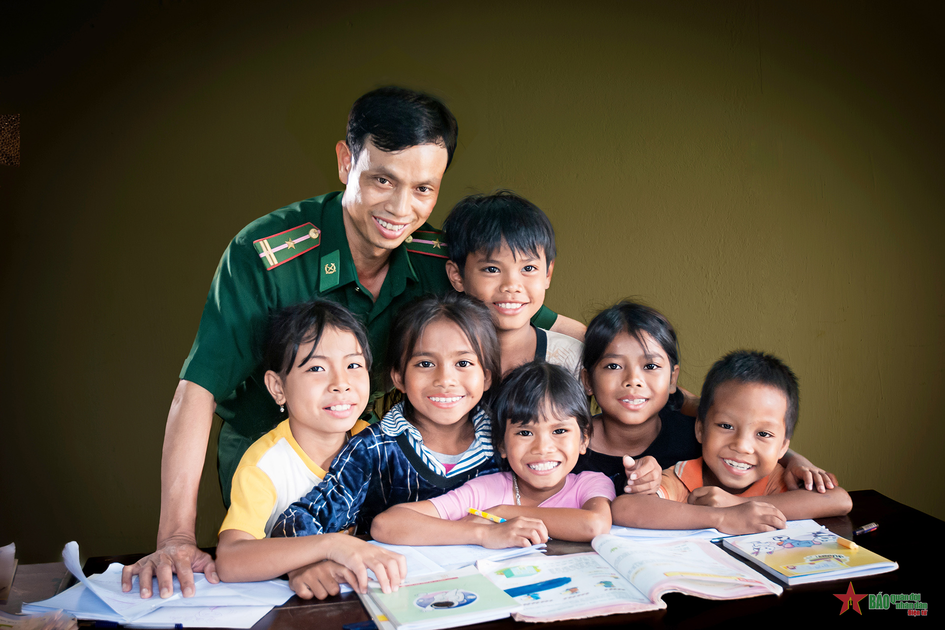 Thầy và trò Đồn Biên phòng 727